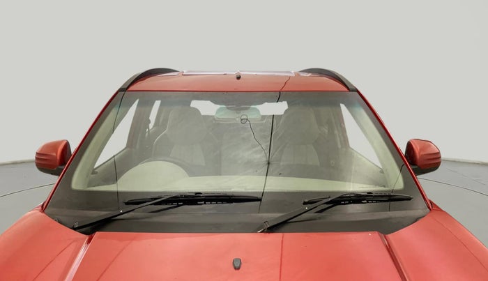2016 Mahindra Kuv100 K4 6 STR, Petrol, Manual, 51,814 km, Front Windshield