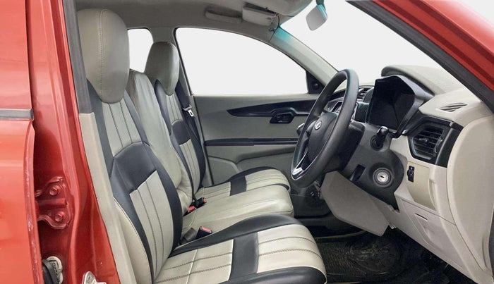 2016 Mahindra Kuv100 K4 6 STR, Petrol, Manual, 51,814 km, Right Side Front Door Cabin