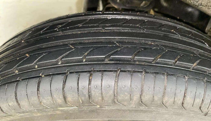2021 Maruti Eeco 5 STR WITH A/C+HTR, Petrol, Manual, 36,183 km, Right Rear Tyre Tread