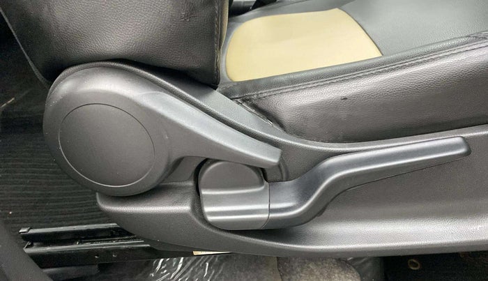 2022 Honda Amaze 1.2L I-VTEC VX CVT, Petrol, Automatic, 38,828 km, Driver Side Adjustment Panel