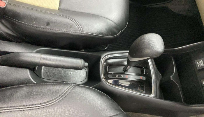 2022 Honda Amaze 1.2L I-VTEC VX CVT, Petrol, Automatic, 38,828 km, Gear Lever