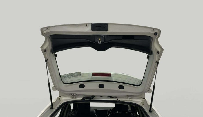 2021 Toyota Glanza V, Petrol, Manual, 52,856 km, Boot Door Open