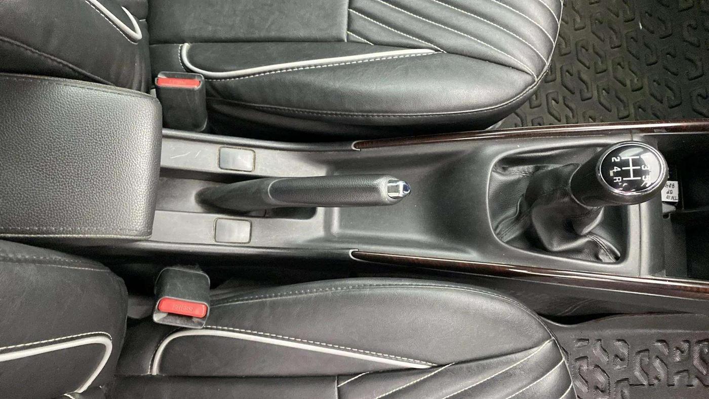 2021 Toyota Glanza V, Petrol, Manual, 52,856 km, Gear Lever
