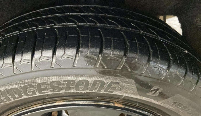 2018 Maruti Baleno DELTA PETROL 1.2, Petrol, Manual, 73,713 km, Right Rear Tyre Tread