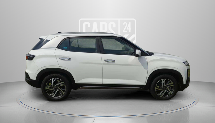 2024 Hyundai Creta SX (O) 1.5 PETROL, Petrol, Manual, 27,500 km, Right Side View
