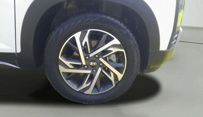 2024 Hyundai Creta SX (O) 1.5 PETROL, Petrol, Manual, 27,500 km, Right Front Wheel