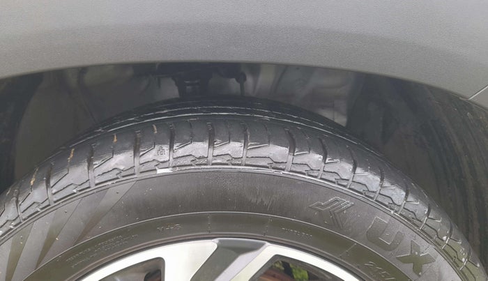 2024 Hyundai Creta SX (O) 1.5 PETROL, Petrol, Manual, 32,986 km, Left Front Tyre Tread