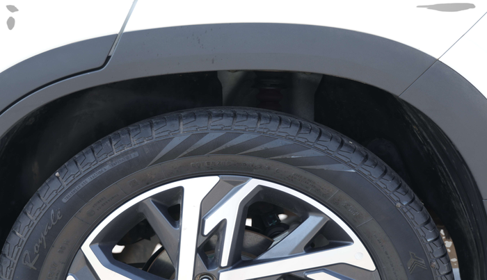2024 Hyundai Creta SX (O) 1.5 PETROL, Petrol, Manual, 32,986 km, Right Rear Tyre Tread
