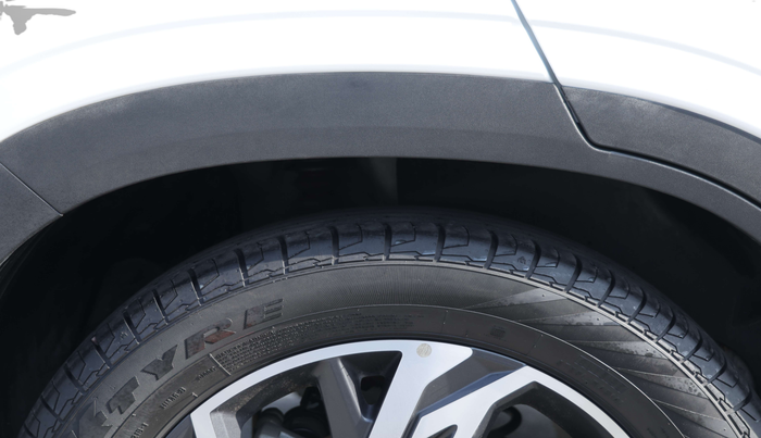 2024 Hyundai Creta SX (O) 1.5 PETROL, Petrol, Manual, 32,986 km, Left Rear Tyre Tread