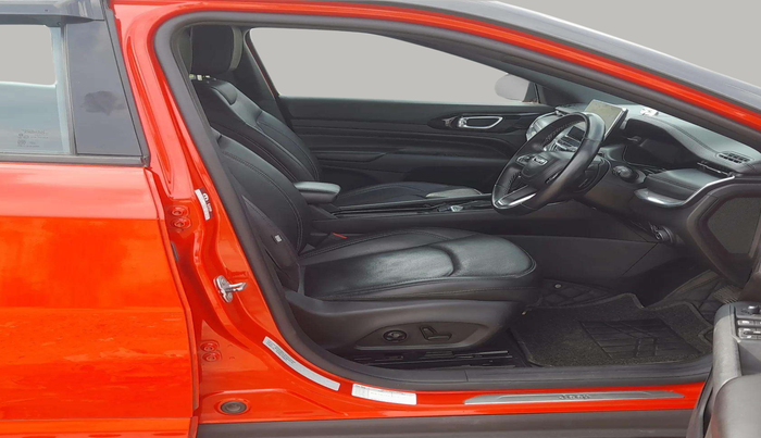 2022 Jeep Compass MODEL S (O) 1.4 PETROL DCT, Petrol, Automatic, 16,313 km, Right Side Front Door Cabin