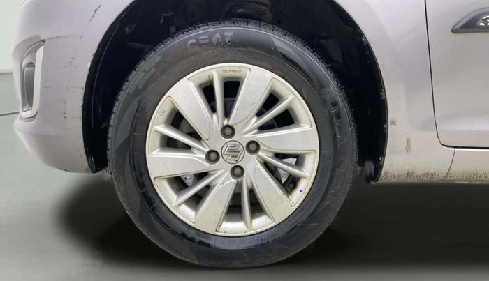 2017 Maruti Swift ZXI, Petrol, Manual, 43,954 km, Left Front Wheel