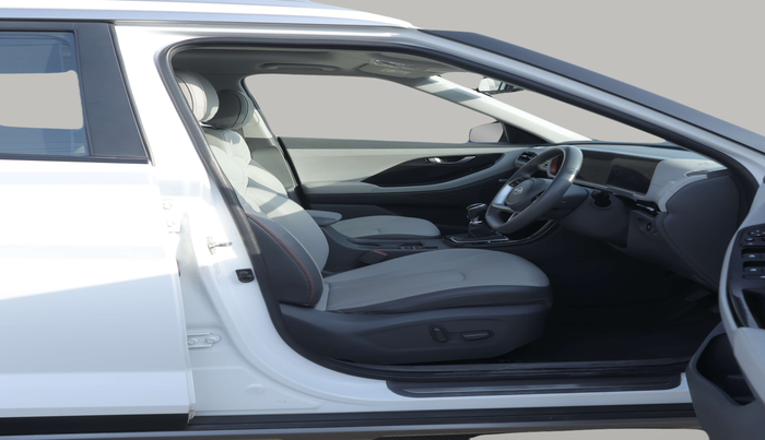 2024 Hyundai Creta SX (O) 1.5 PETROL, Petrol, Manual, 28,102 km, Right Side Front Door Cabin