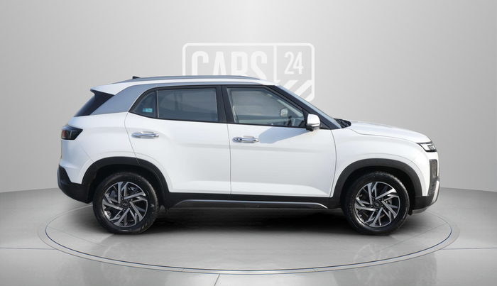 2024 Hyundai Creta SX (O) 1.5 PETROL, Petrol, Manual, 28,102 km, Right Side View