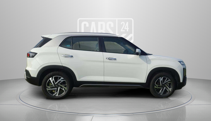 2024 Hyundai Creta SX (O) 1.5 PETROL, Petrol, Manual, 28,102 km, Right Side View