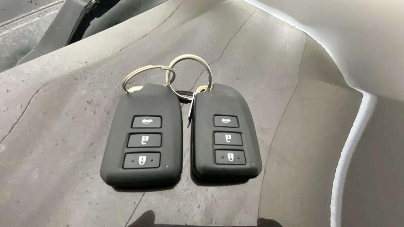 2018 Toyota YARIS VX CVT, Petrol, Automatic, 48,233 km, Key Close Up