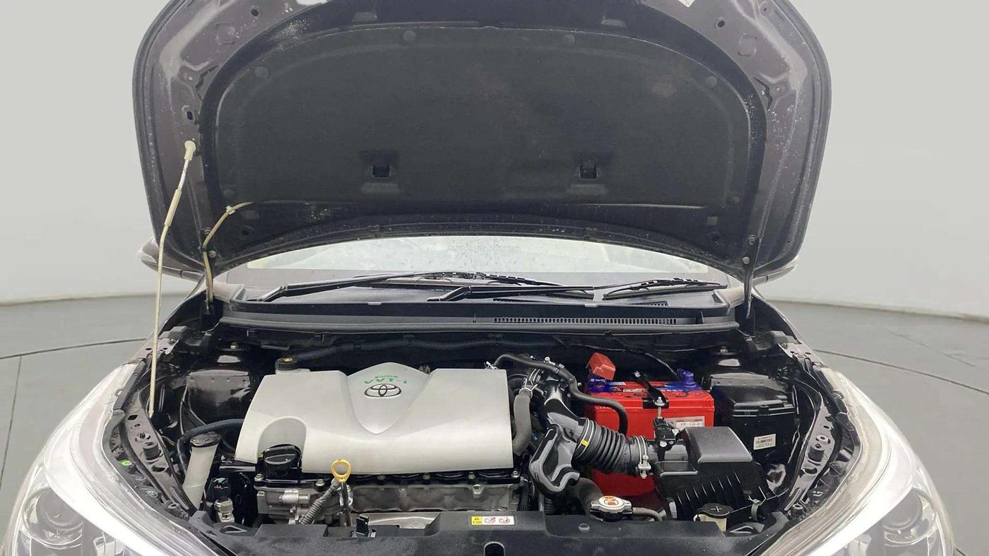 2018 Toyota YARIS VX CVT, Petrol, Automatic, 48,233 km, Open Bonet