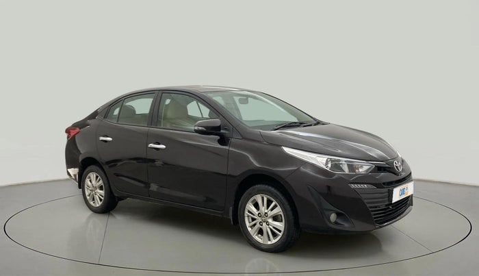 2018 Toyota YARIS VX CVT, Petrol, Automatic, 48,233 km, Right Front Diagonal