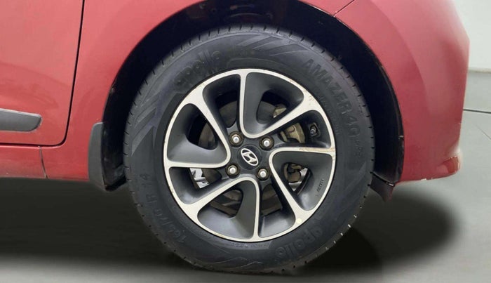 2018 Hyundai Grand i10 SPORTZ AT 1.2 KAPPA VTVT, Petrol, Automatic, 60,121 km, Right Front Wheel