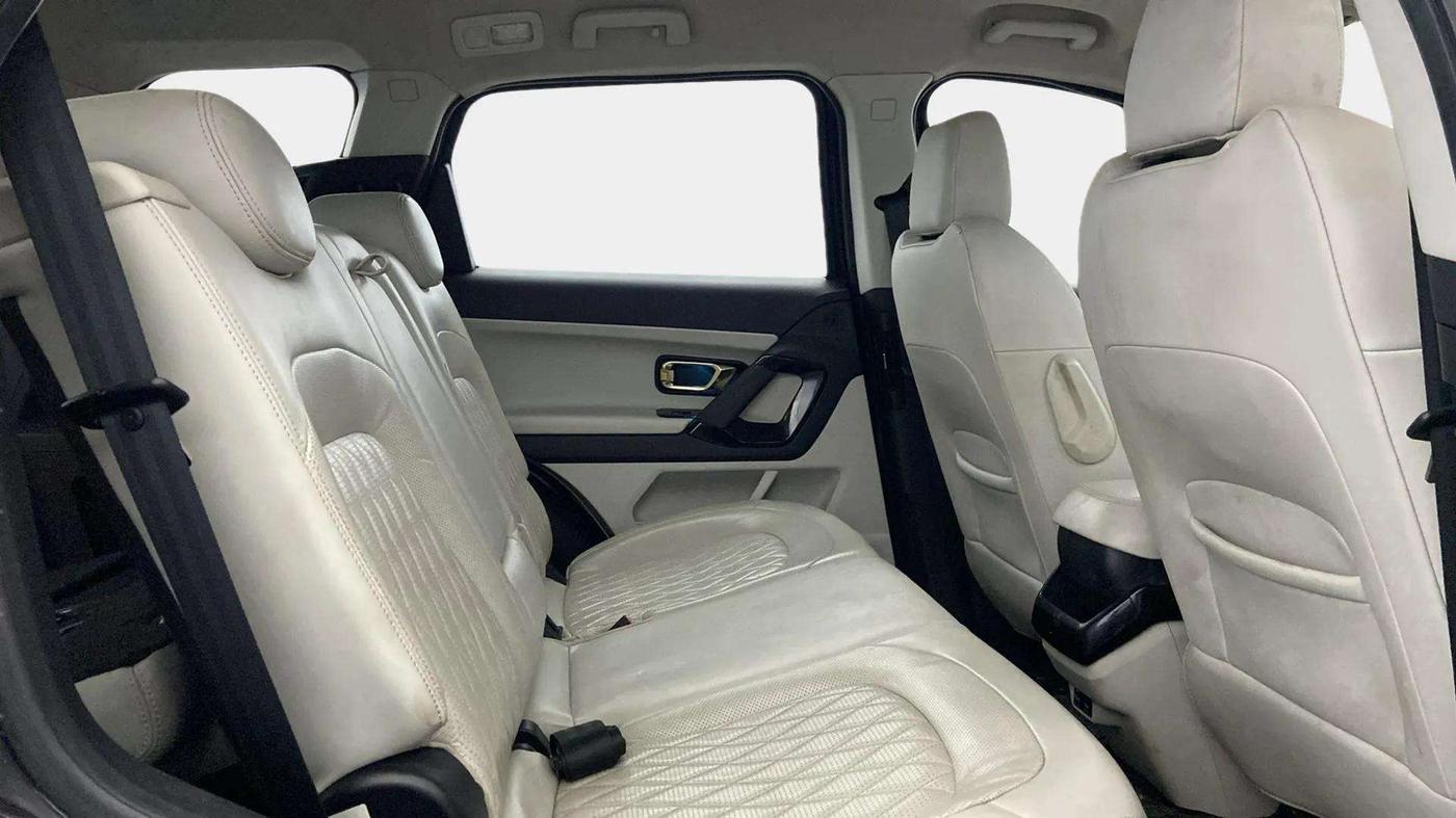 2021 Tata Safari XZ PLUS GOLD, Diesel, Manual, 58,816 km, Right Side Rear Door Cabin