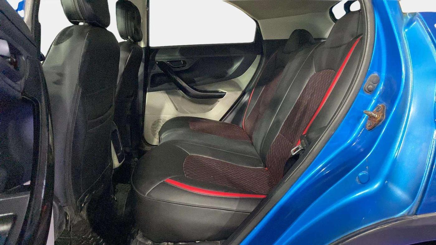 2020 Tata NEXON XM PETROL, Petrol, Manual, 35,319 km, Right Side Rear Door Cabin
