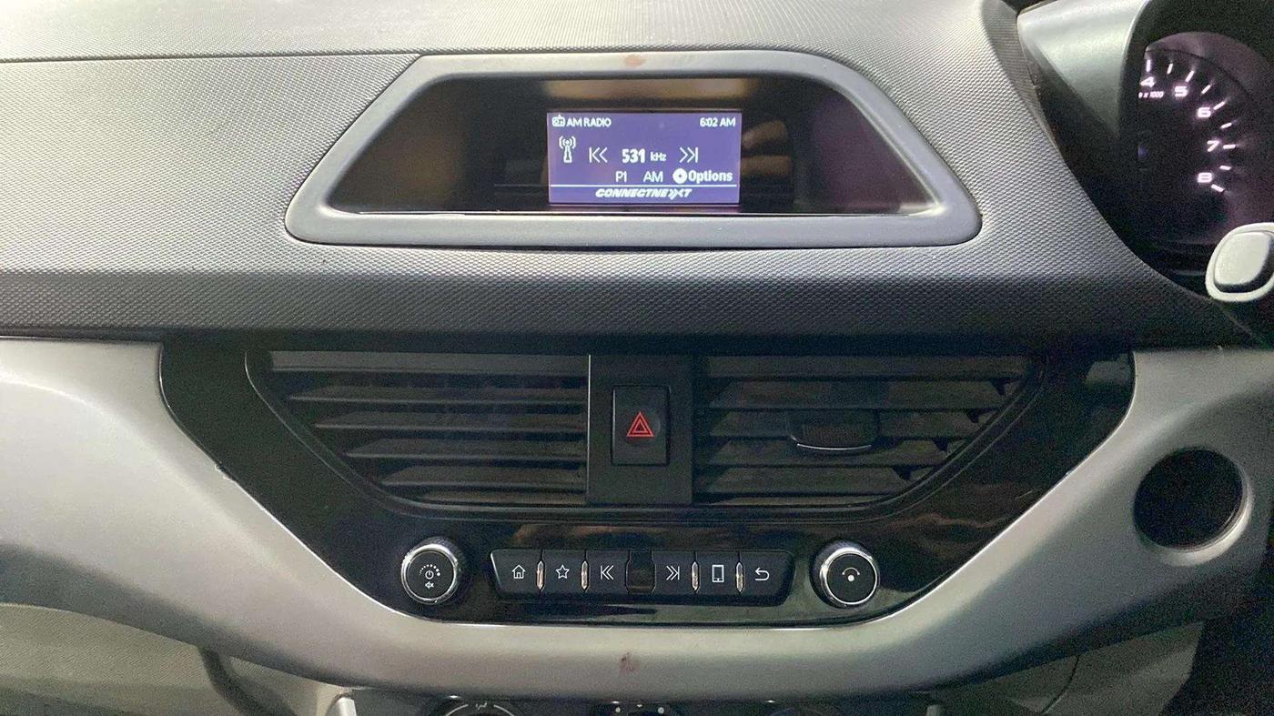 2020 Tata NEXON XM PETROL, Petrol, Manual, 35,319 km, Air Conditioner