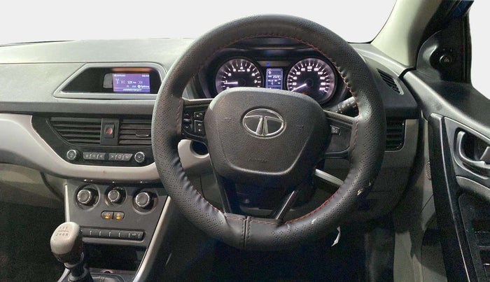 2020 Tata NEXON XM PETROL, Petrol, Manual, 35,270 km, Steering Wheel Close Up