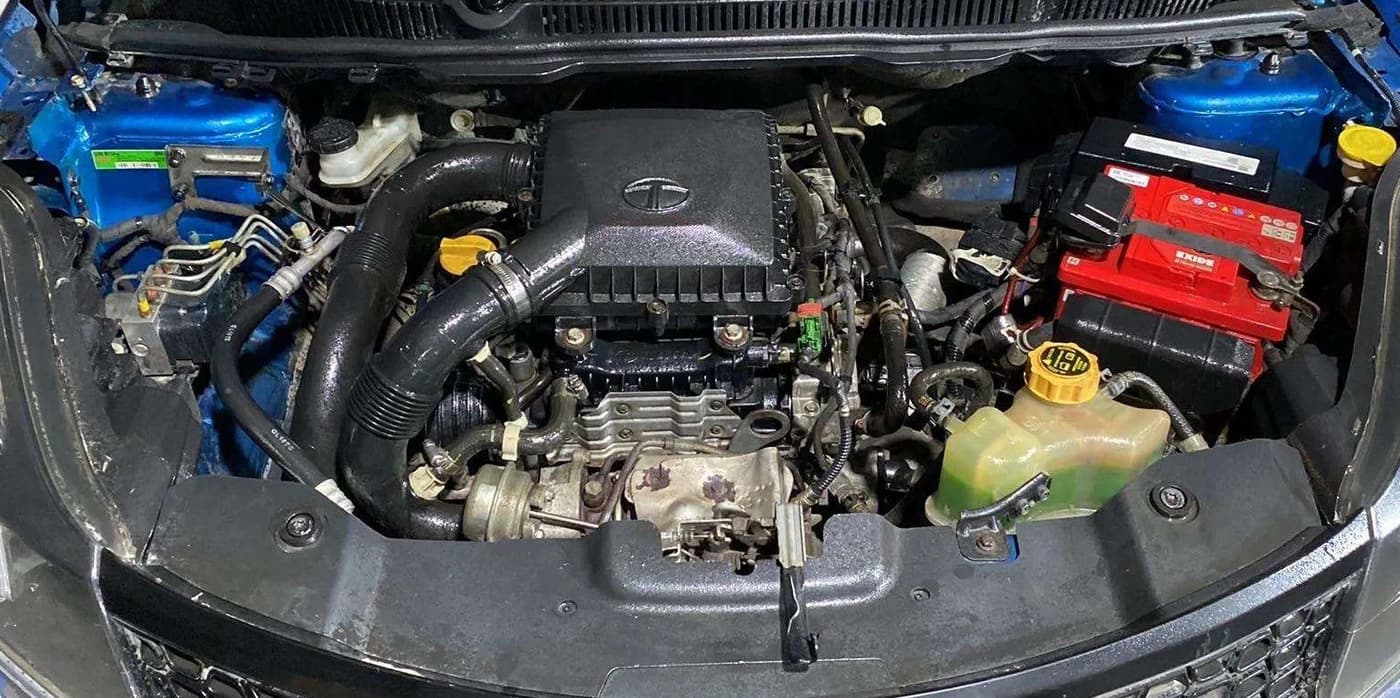 2020 Tata NEXON XM PETROL, Petrol, Manual, 35,319 km, Open Bonet