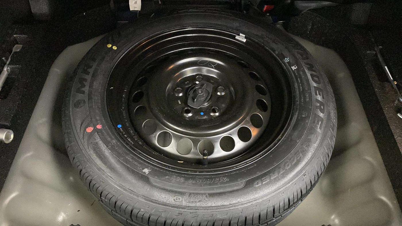 2024 Maruti BREZZA ZXI SMART HYBRID , Petrol, Manual, 7,546 km, Spare Tyre
