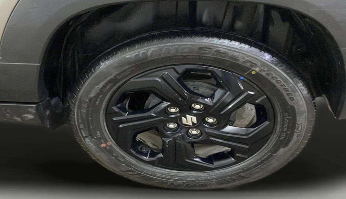 2024 Maruti BREZZA ZXI SMART HYBRID , Petrol, Manual, 7,041 km, Left Rear Wheel