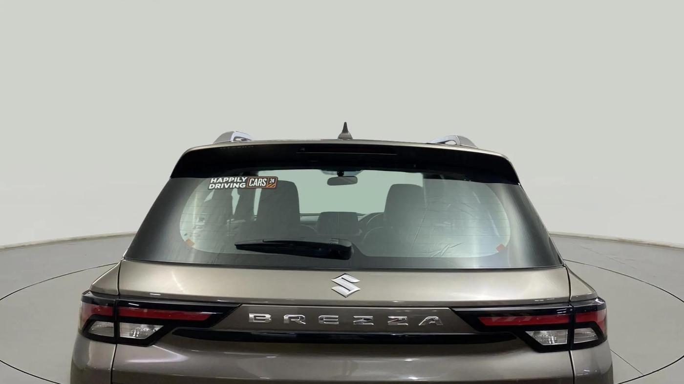 2024 Maruti BREZZA ZXI SMART HYBRID , Petrol, Manual, 7,546 km, Rear Windshield