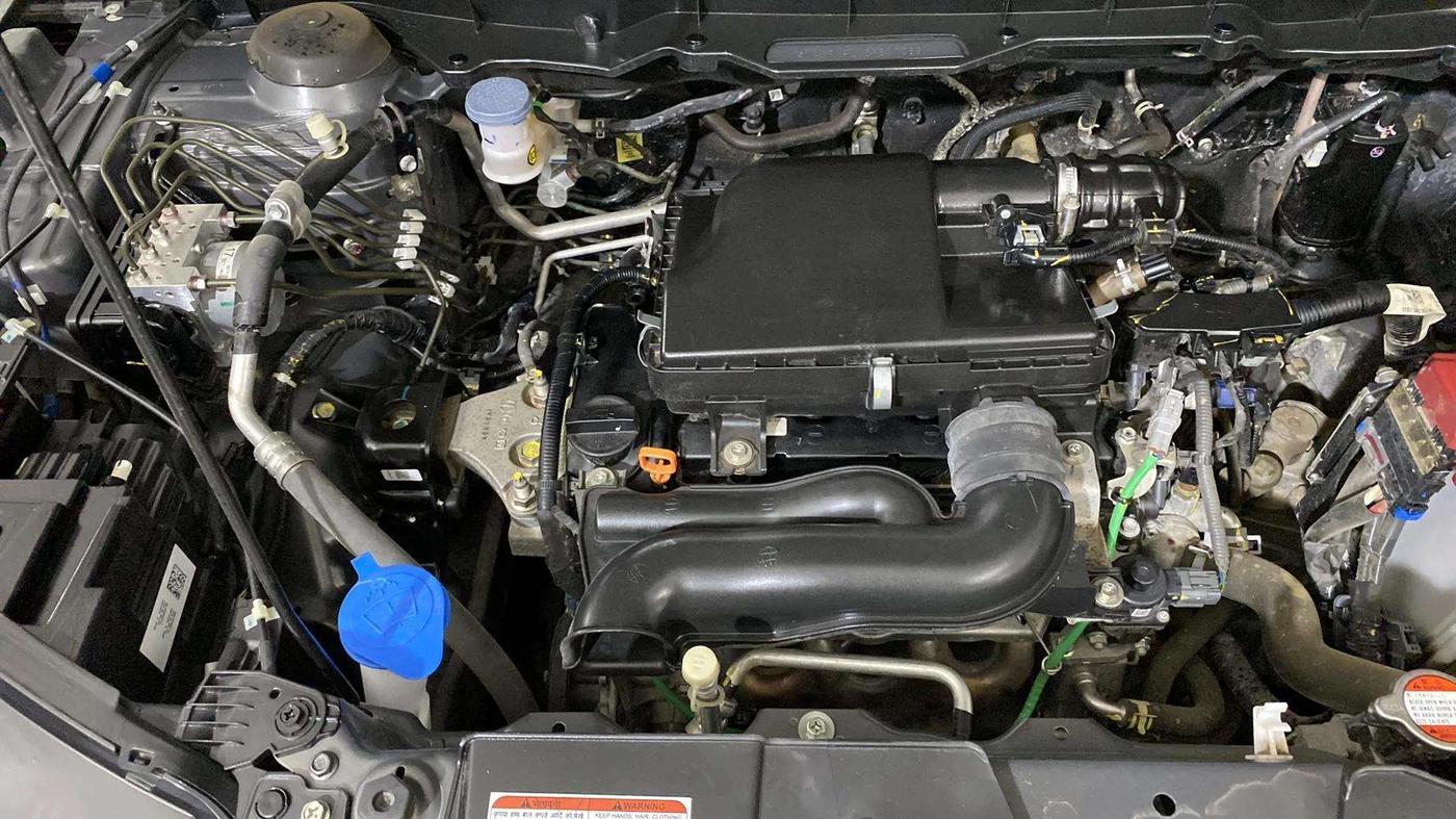 2024 Maruti BREZZA ZXI SMART HYBRID , Petrol, Manual, 7,546 km, Engine View - Right