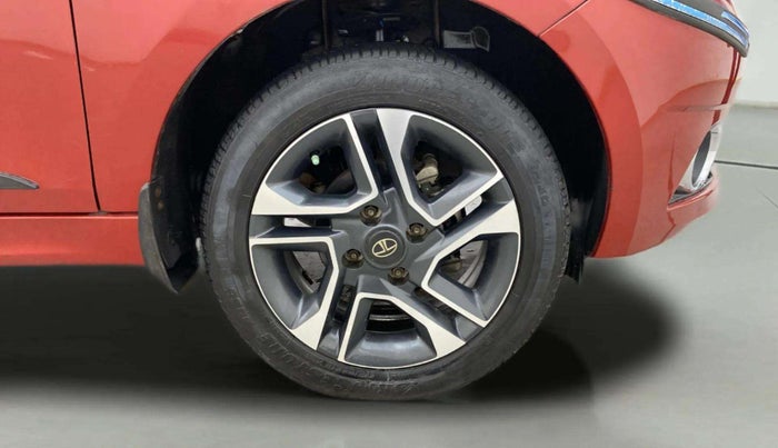 2019 Tata Tiago XZ PLUS DUAL TONE PETROL, Petrol, Manual, 25,752 km, Right Front Wheel