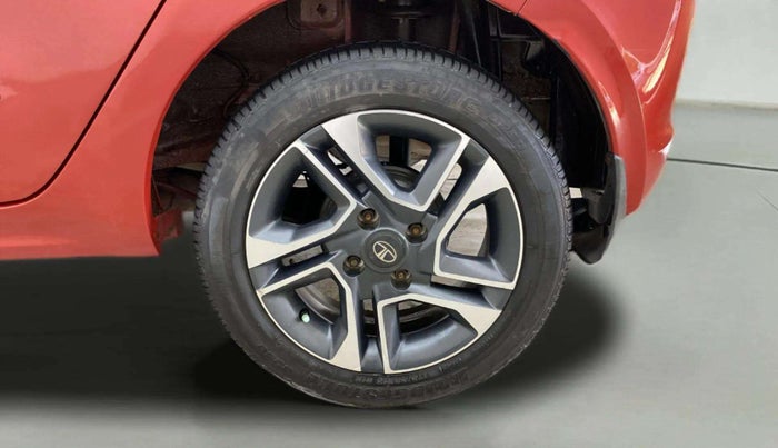 2019 Tata Tiago XZ PLUS DUAL TONE PETROL, Petrol, Manual, 25,752 km, Left Rear Wheel