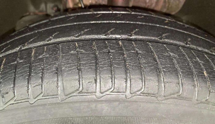 2019 Tata Tiago XZ PLUS DUAL TONE PETROL, Petrol, Manual, 25,752 km, Left Front Tyre Tread