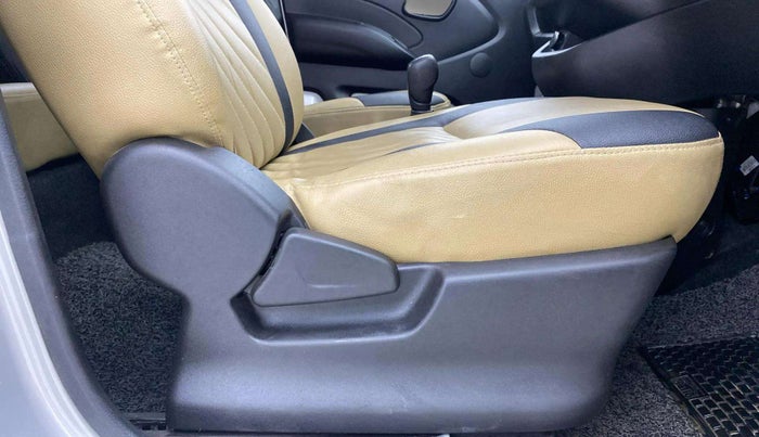 2019 Datsun Redi Go S 1.0 AMT, Petrol, Automatic, 24,322 km, Driver Side Adjustment Panel