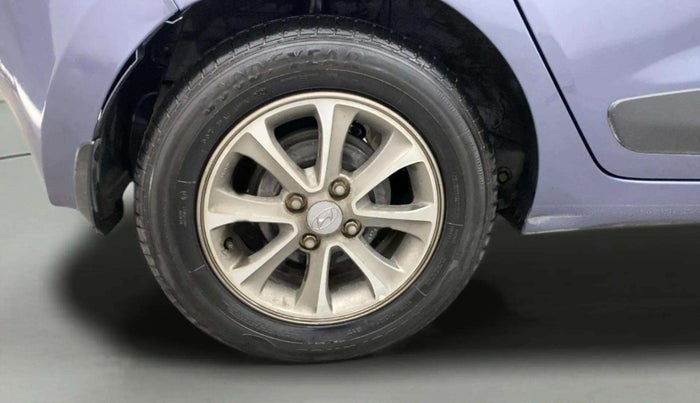 2016 Hyundai Grand i10 ASTA (O) AT 1.2 KAPPA VTVT, Petrol, Automatic, 56,263 km, Right Rear Wheel