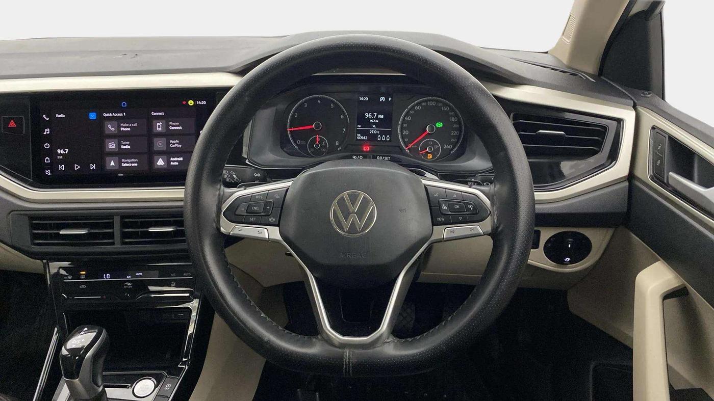 2023 Volkswagen VIRTUS HIGHLINE TSI 1.0 AT, Petrol, Automatic, 61,158 km, Steering Wheel Close Up