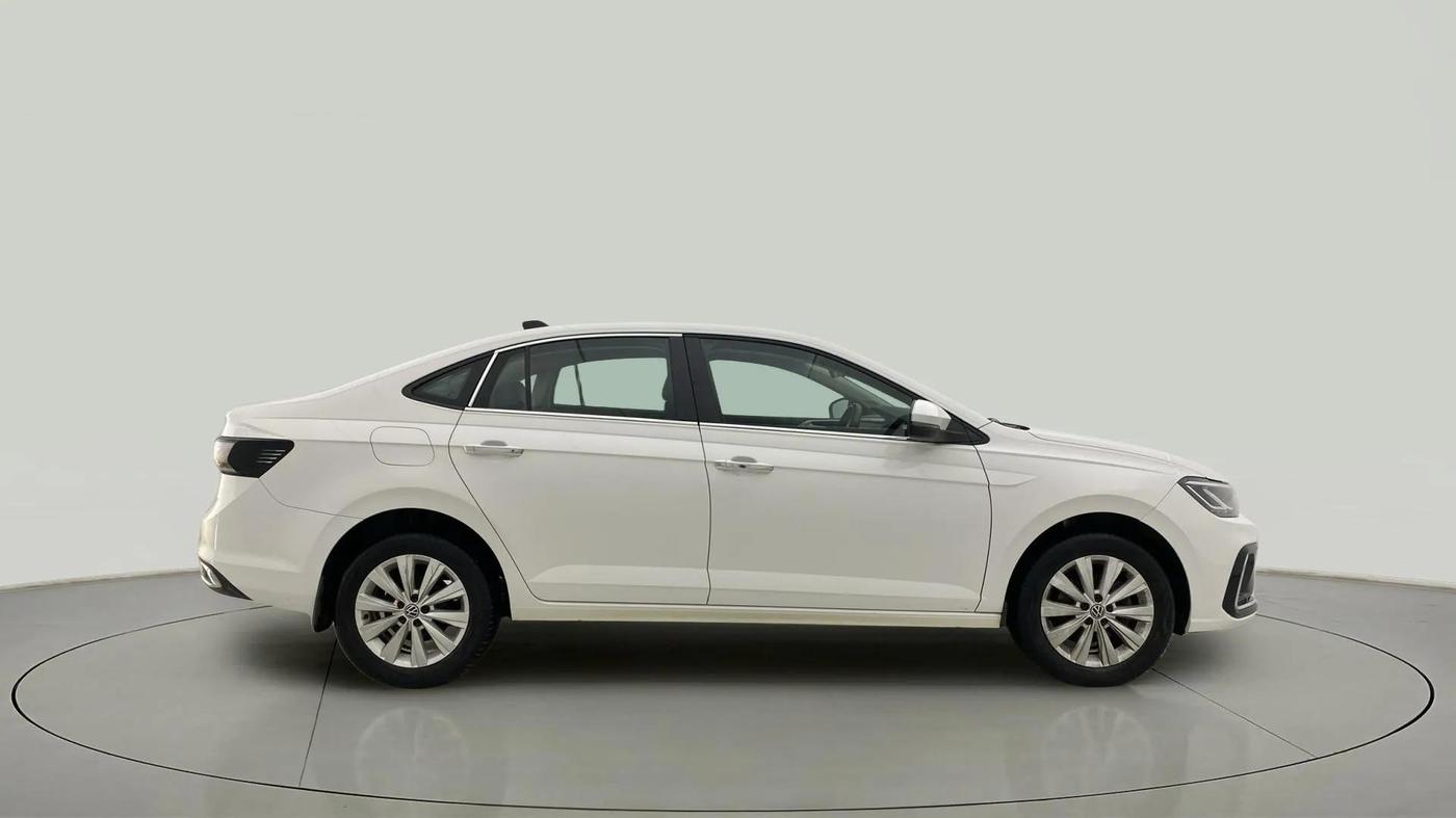 2023 Volkswagen VIRTUS HIGHLINE TSI 1.0 AT, Petrol, Automatic, 61,158 km, Right Side View