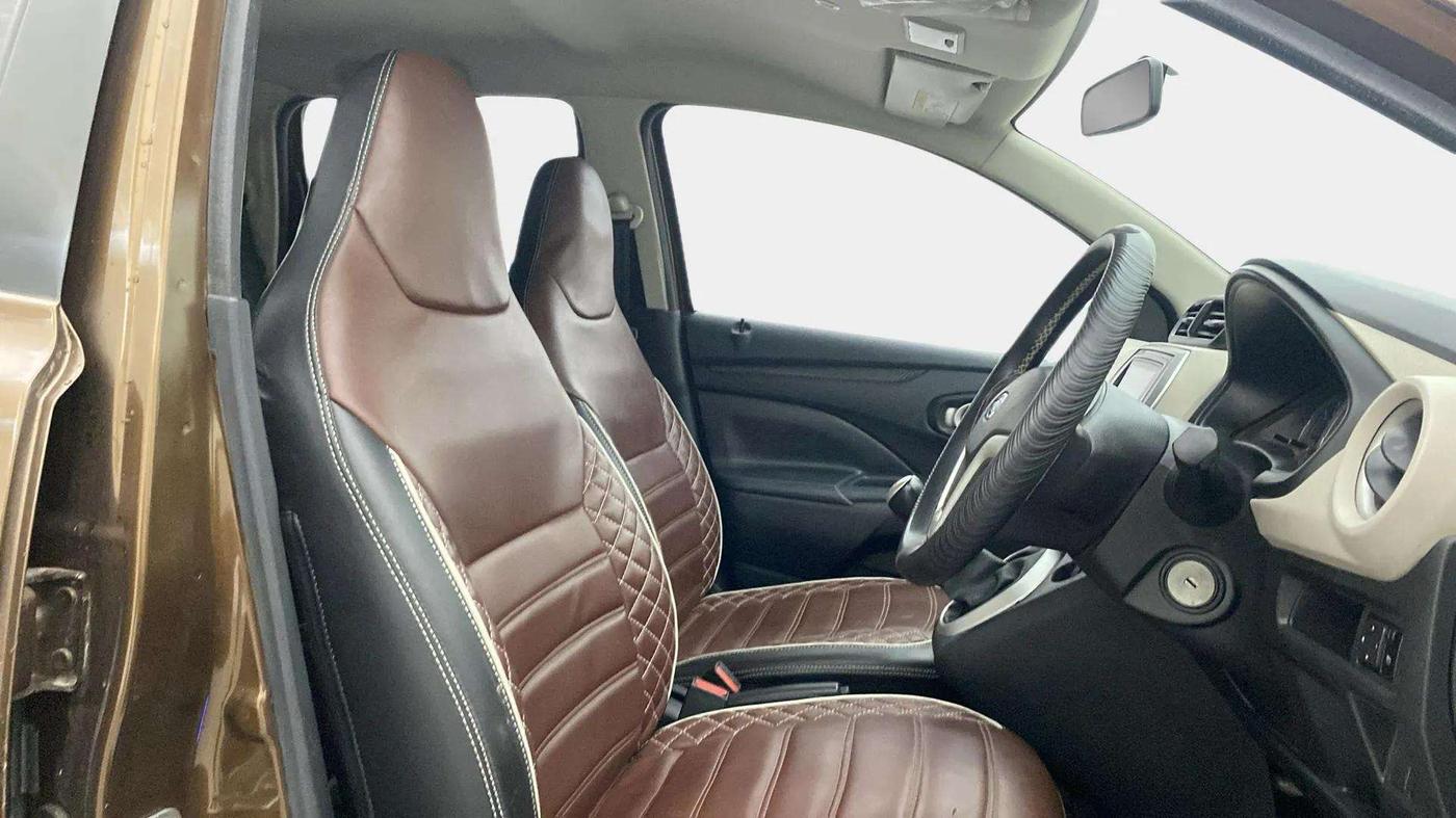 2018 Datsun Go Plus T (O), Petrol, Manual, 81,425 km, Right Side Front Door Cabin