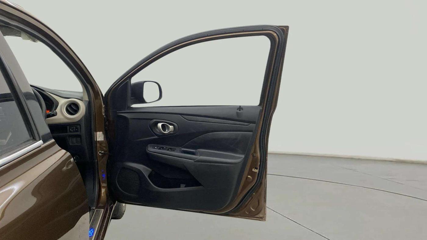 2018 Datsun Go Plus T (O), Petrol, Manual, 81,425 km, RHS Front Door