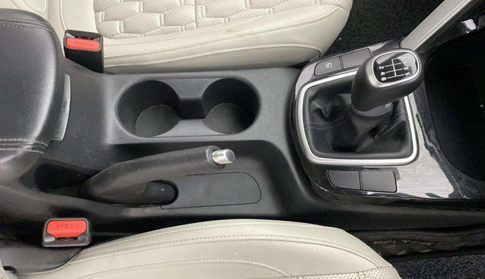 2023 KIA SELTOS HTX PETROL 1.5, Petrol, Manual, 47,419 km, Gear Lever