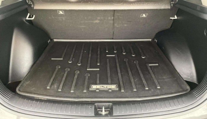 2023 KIA SELTOS HTX PETROL 1.5, Petrol, Manual, 47,419 km, Boot Open Zoomed View