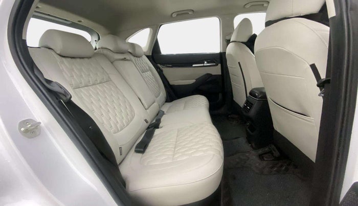 2023 KIA SELTOS HTX PETROL 1.5, Petrol, Manual, 47,419 km, Right Side Rear Door Cabin