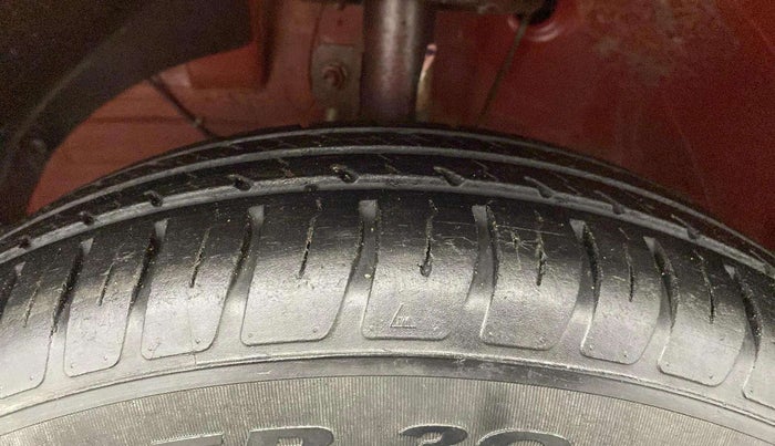 2020 Maruti Swift VXI, Petrol, Manual, 18,223 km, Left Front Tyre Tread