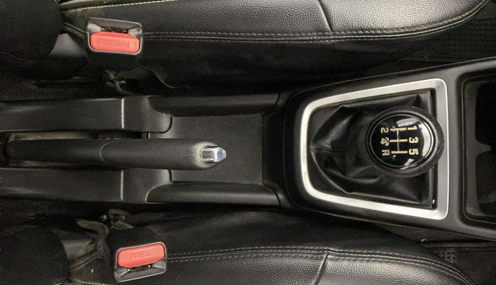 2020 Maruti Swift VXI, Petrol, Manual, 18,223 km, Gear Lever