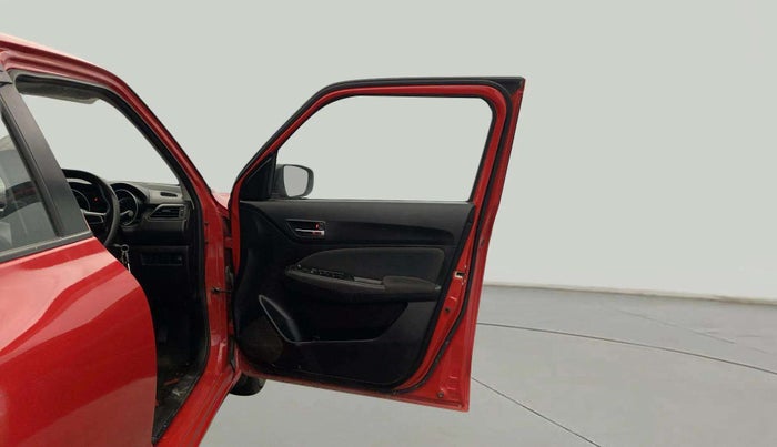 2020 Maruti Swift VXI, Petrol, Manual, 18,223 km, RHS Front Door