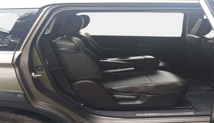 2021 Maruti XL6 ZETA MT, Petrol, Manual, 73,357 km, Right Side Rear Door Cabin