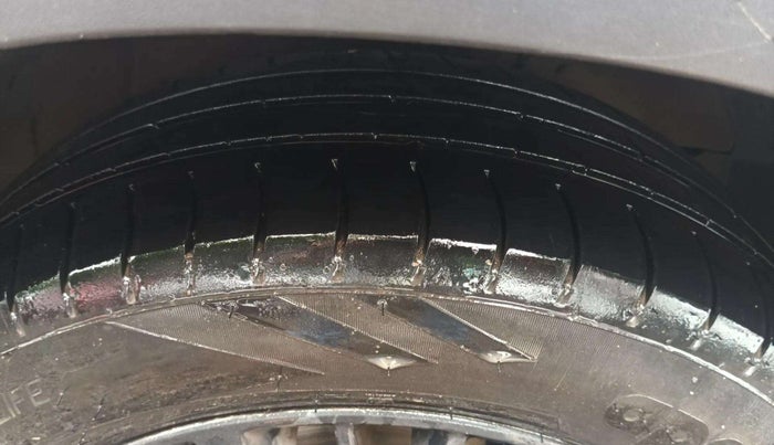 2021 Maruti XL6 ZETA MT, Petrol, Manual, 73,357 km, Right Front Tyre Tread