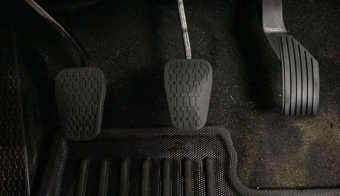 2023 Tata PUNCH PURE MT, Petrol, Manual, 54,410 km, Pedals