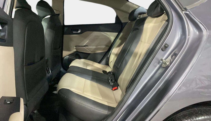 2019 Hyundai Verna 1.6 VTVT SX (O) AT, Petrol, Automatic, 24,804 km, Right Side Rear Door Cabin